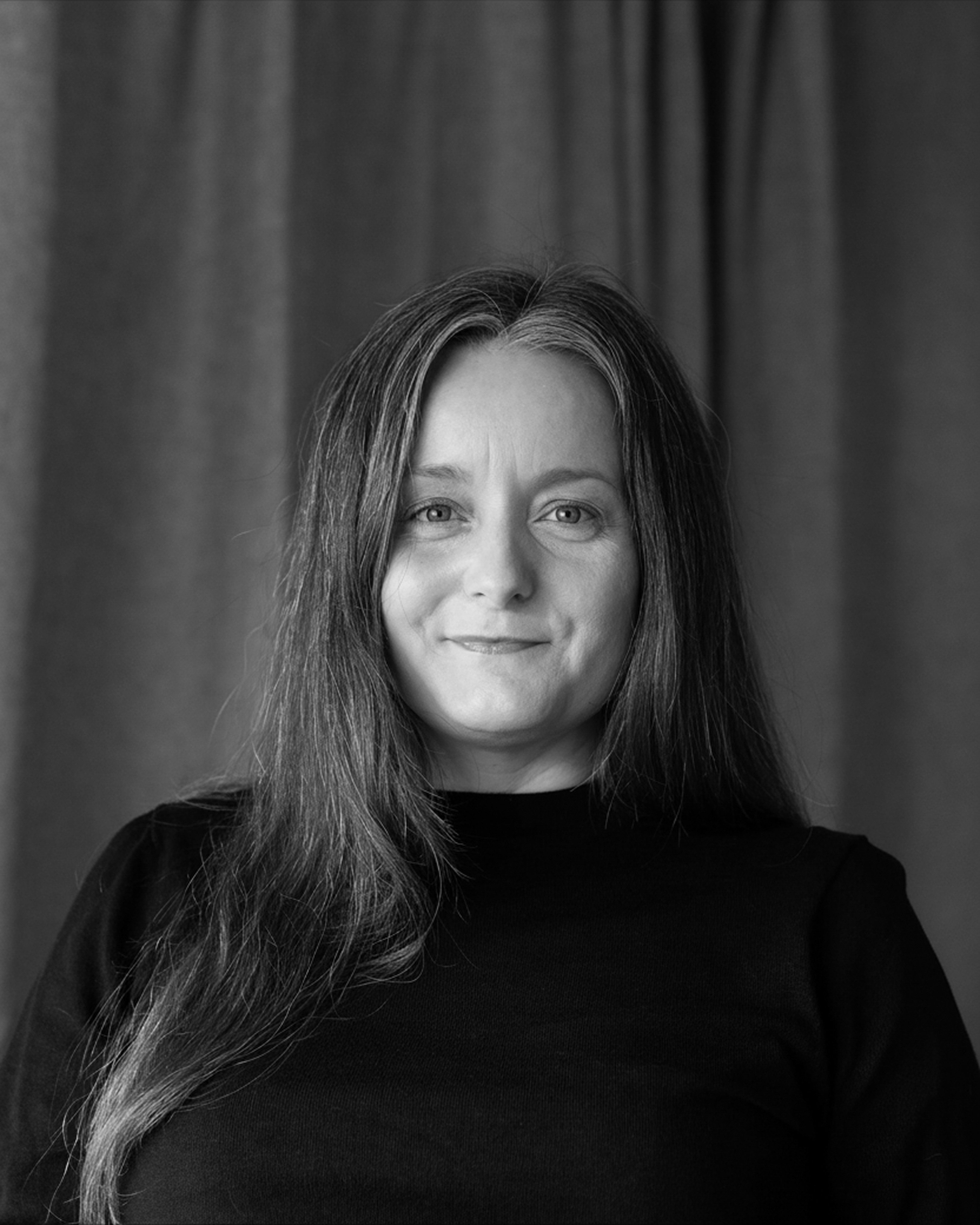 Bettina_Larsen_Headshot